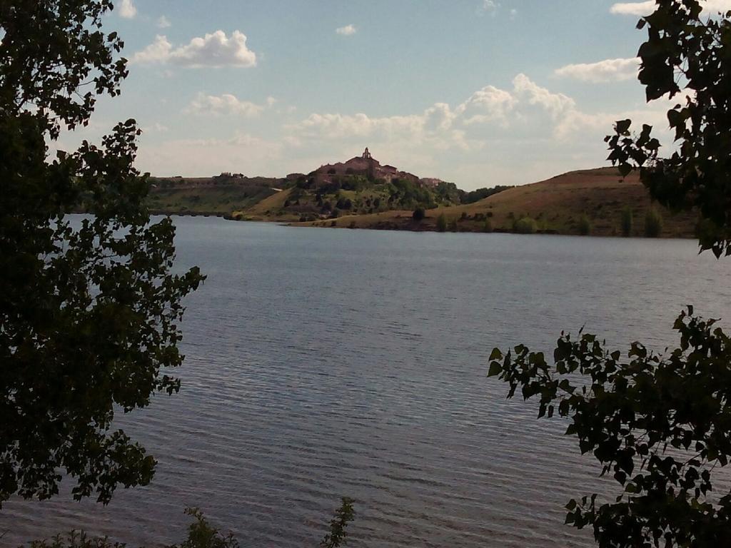 Apartamentos La Alborada Medieval Ayllón Buitenkant foto