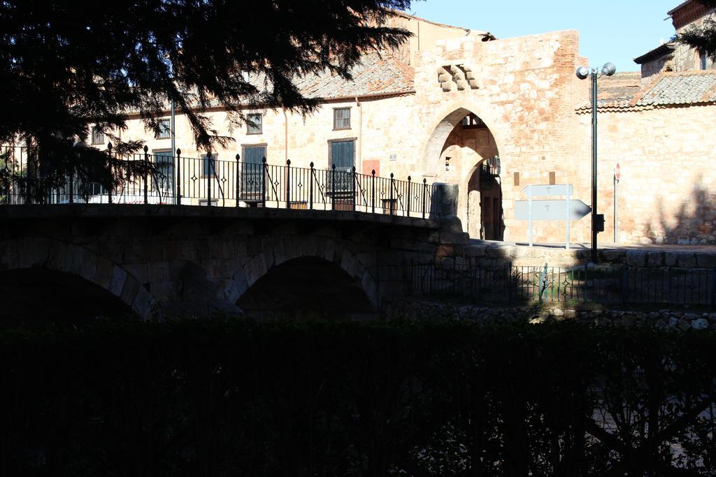 Apartamentos La Alborada Medieval Ayllón Buitenkant foto